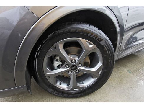 Used 2023 Ford Escape ST-Line image 30