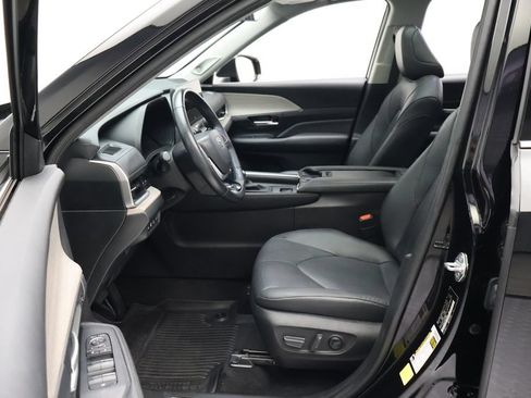 Certified 2024 Toyota Grand Highlander AWD Hybrid image 14