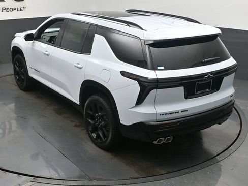 New 2026 Chevrolet Traverse RS w/ LPO, Floor Liner Package image 20