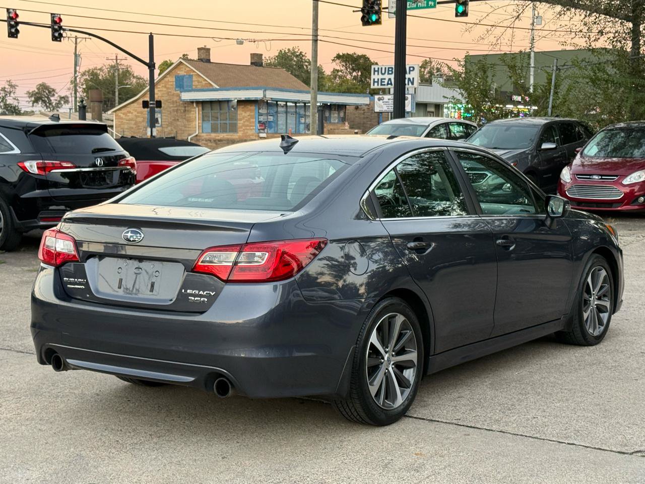 Used 2016 Subaru Legacy 3.6R Limited AWD/4WD image 10