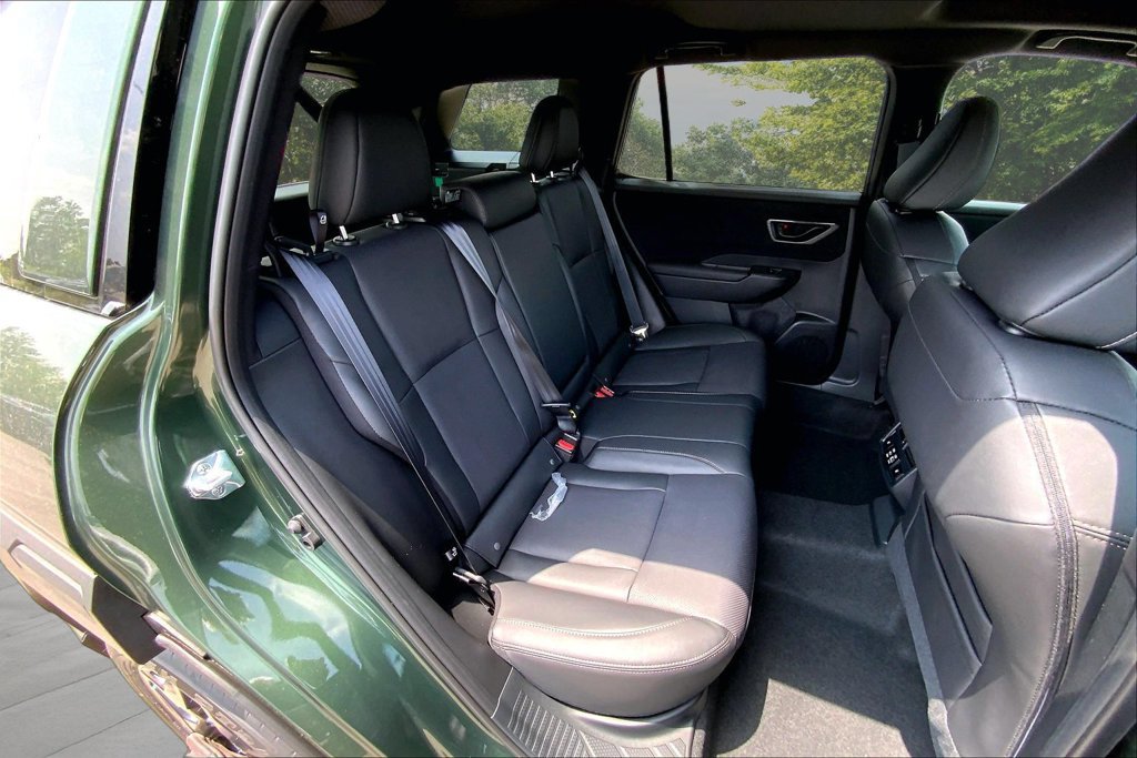 New 2026 Subaru Outback Limited AWD/4WD image 9