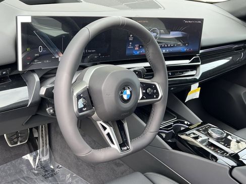New 2026 BMW 530i xDrive w/ M Sport Package AWD/4WD image 13