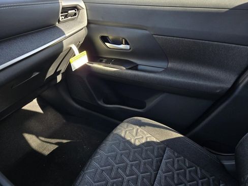 New 2026 Nissan Kicks SV image 22