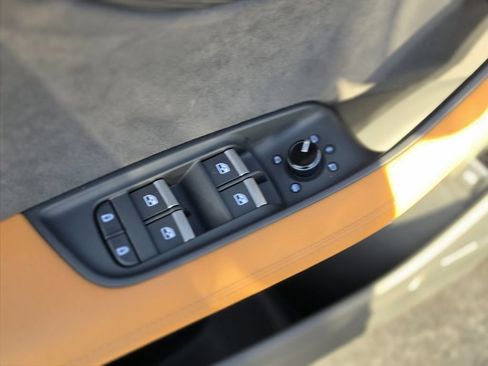 Used 2025 Audi RS Q8 performance AWD/4WD image 17
