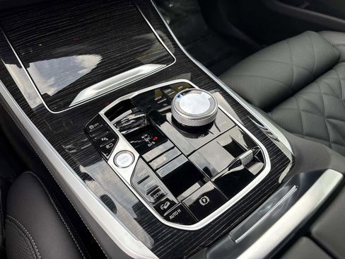 New 2026 BMW X5 xDrive50e w/ Executive Package image 24