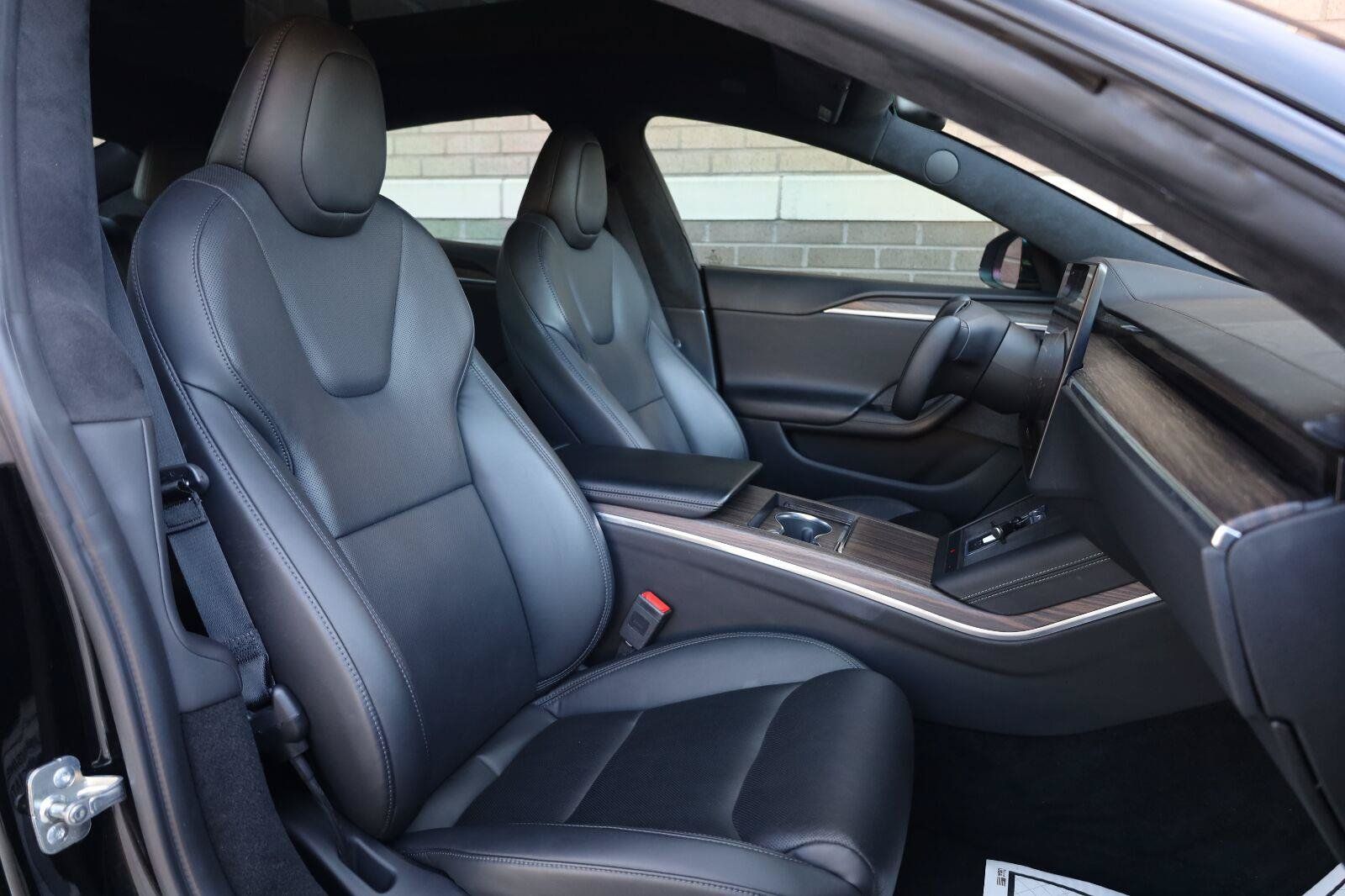 Used 2022 Tesla Model S Standard Range AWD/4WD image 28