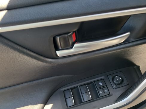 Certified 2025 Toyota RAV4 XLE FWD image 18