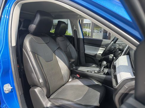 Used 2022 Jeep Compass Latitude w/ Sun and Sound Group AWD/4WD image 22