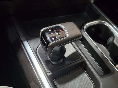 Used 2022 Chevrolet Silverado 1500 LTZ image 15