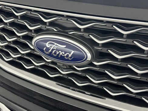 Certified 2020 Ford Edge Titanium w/ Equipment Group 301A FWD image 13