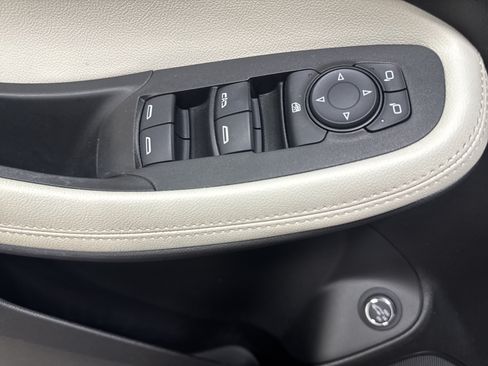 Used 2021 Buick Encore GX Essence w/ Advanced Technology Package AWD/4WD image 27