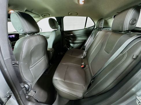 Used 2025 Buick Encore GX Preferred image 26