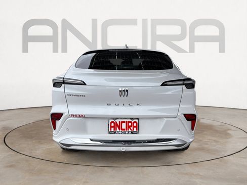 Used 2025 Buick Envista Avenir image 9