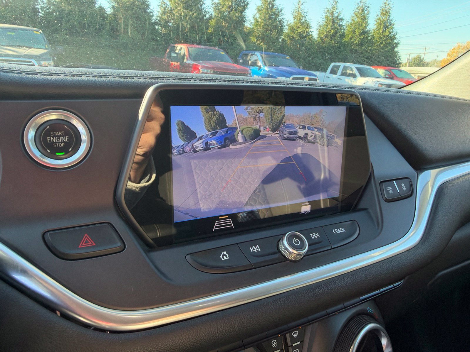Used 2019 Chevrolet Blazer LT AWD/4WD image 21