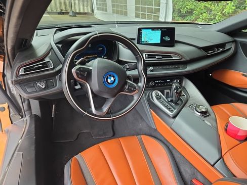 Used 2019 BMW i8 Coupe AWD/4WD image 8
