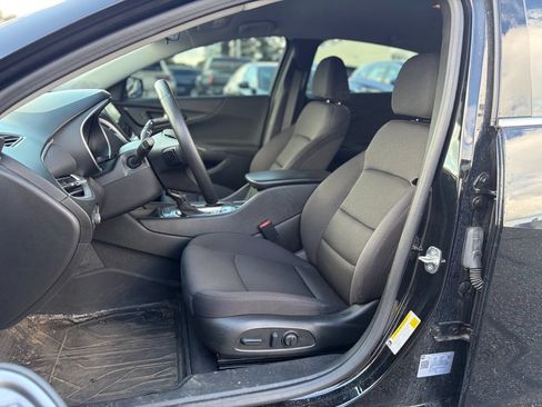 Used 2024 Chevrolet Malibu RS w/ LPO, Floor Liner Package FWD image 17