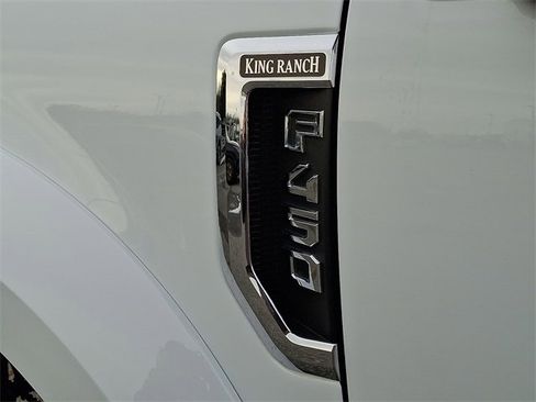 Used 2022 Ford F450 King Ranch w/ King Ranch Ultimate Package image 32