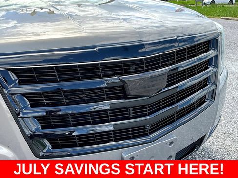 Used 2018 Cadillac Escalade 2WD image 43