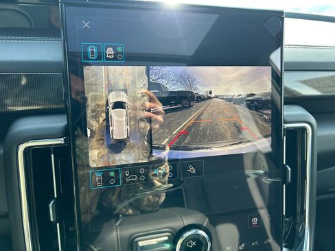 New 2026 GMC Yukon Elevation w/ Elevation Premium Package image 27