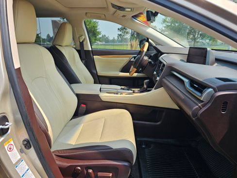 Used 2018 Lexus RX 450hL Premium w/ Premium Package AWD/4WD image 10
