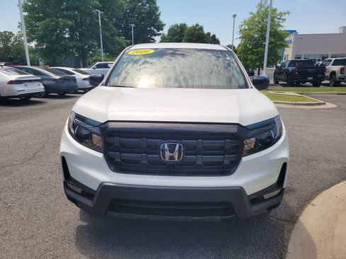 Certified 2026 Honda Ridgeline Sport image 8