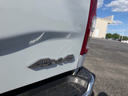 Used 2024 RAM 3500 Big Horn AWD/4WD image 24