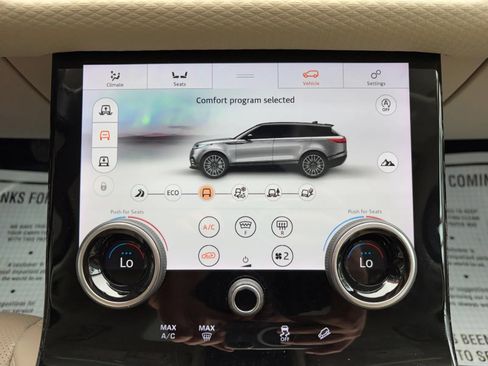 Used 2018 Land Rover Range Rover Velar S AWD/4WD image 23
