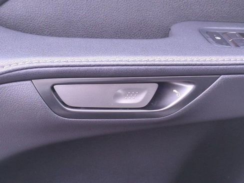 Used 2025 Lexus RX 350 w/ Convenience Package image 15