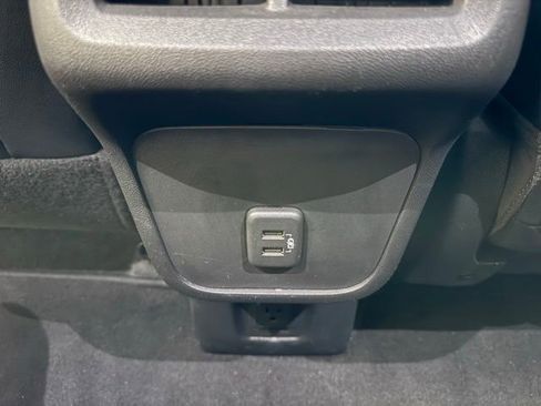 Used 2024 GMC Terrain AT4 image 25