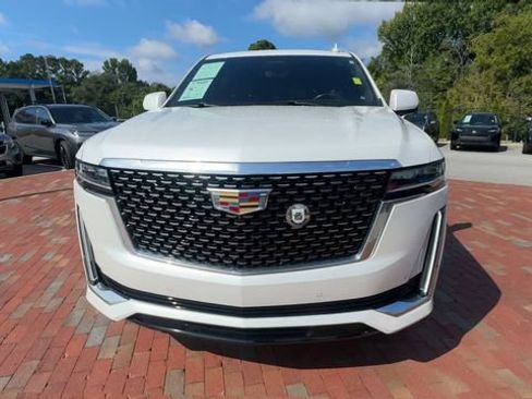 Used 2024 Cadillac Escalade ESV Premium Luxury RWD image 6