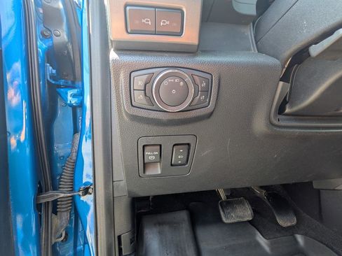 Used 2019 Ford F150 XLT w/ Equipment Group 302A Luxury AWD/4WD image 23