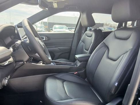 New 2026 Jeep Compass Limited image 10