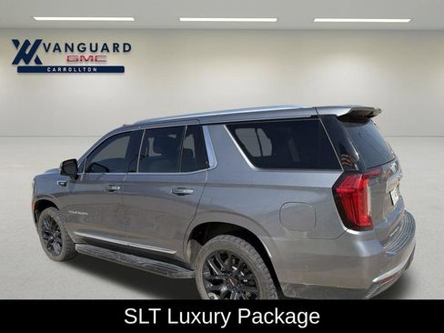 Used 2022 GMC Yukon SLT w/ SLT Premium Package AWD/4WD image 4