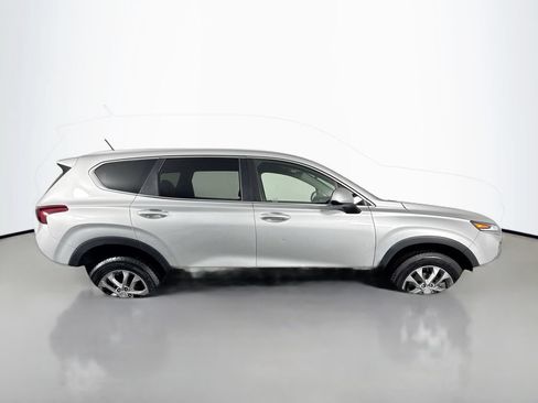 Used 2019 Hyundai Santa Fe SE FWD image 4