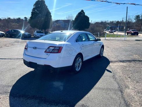 Used 2013 Ford Taurus SEL image 7