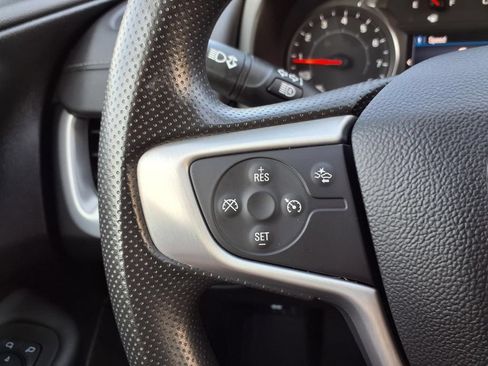 Used 2024 GMC Terrain SLE w/ Driver Convenience Package FWD image 13