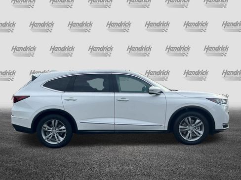 Used 2025 Acura MDX FWD image 9