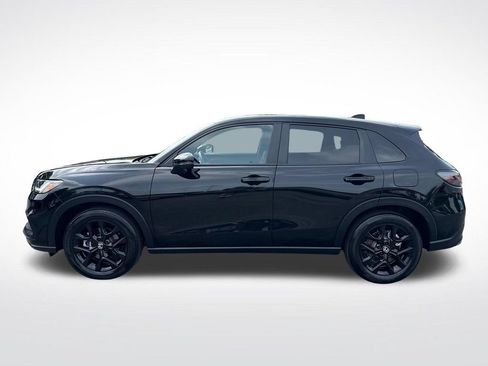 Certified 2025 Honda HR-V Sport image 2