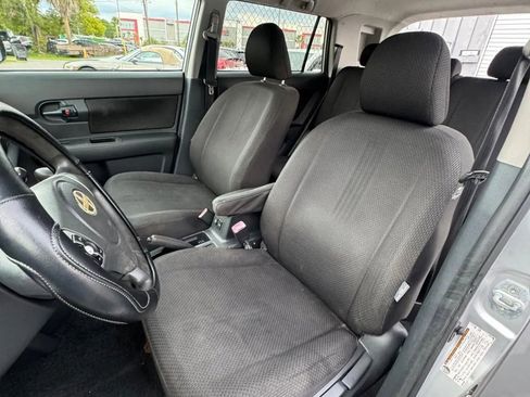 Used 2009 Scion xB FWD image 6