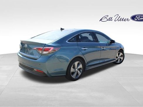 Used 2016 Hyundai Sonata Limited w/ Option Group 02 image 5