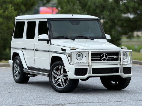 Used 2015 Mercedes-Benz G 63 AMG 4MATIC image 13