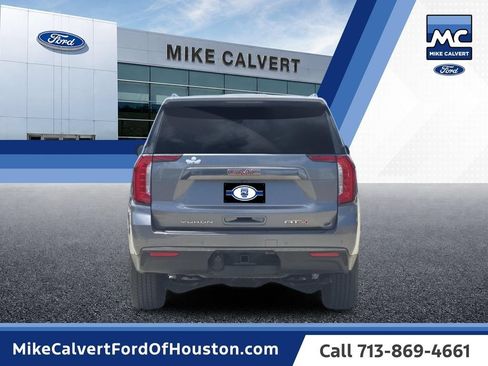 Used 2021 GMC Yukon AT4 w/ AT4 Premium Package AWD/4WD image 3