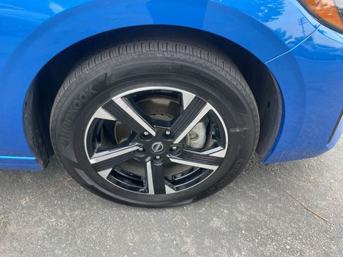 Used 2025 Nissan Sentra SV image 30