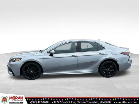 Used 2023 Toyota Camry XSE image 2