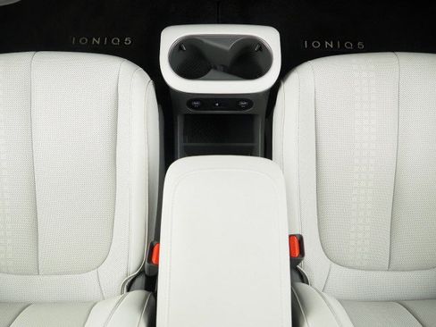 Used 2023 Hyundai Ioniq 5 AWD SEL image 24