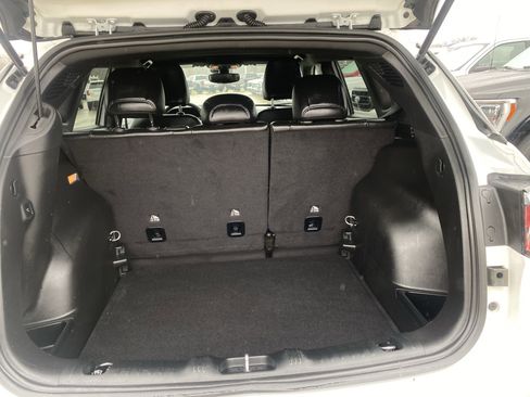 Used 2025 Jeep Compass Latitude w/ Convenience Group image 13