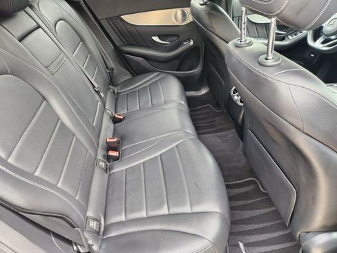 Certified 2020 Mercedes-Benz GLC 300 image 31