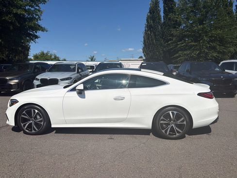 Used 2024 Mercedes-Benz CLE 300 4MATIC Coupe image 2