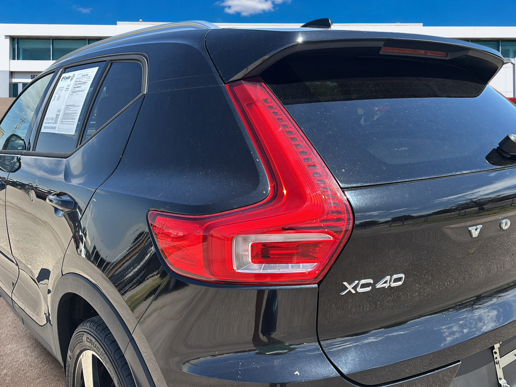 Used 2019 Volvo XC40 T5 Momentum AWD/4WD image 30