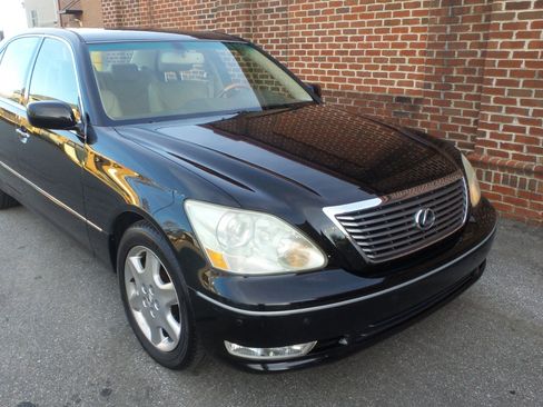 Used 2004 Lexus LS 430 image 20